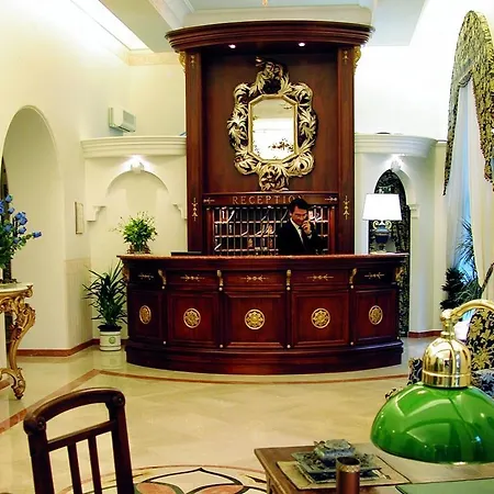 فندق سان ميشيل أناكابْري