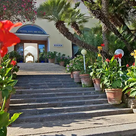 Hotel San Michele 4*