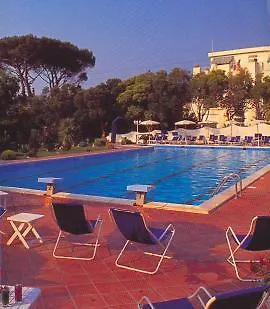 San Michele 4*